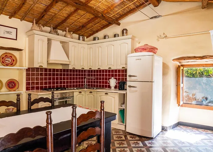 Tatil Evi Beautiful House In Orosei