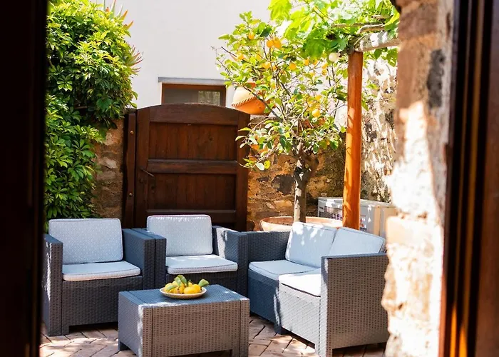 Beautiful House In Tatil Evi Orosei